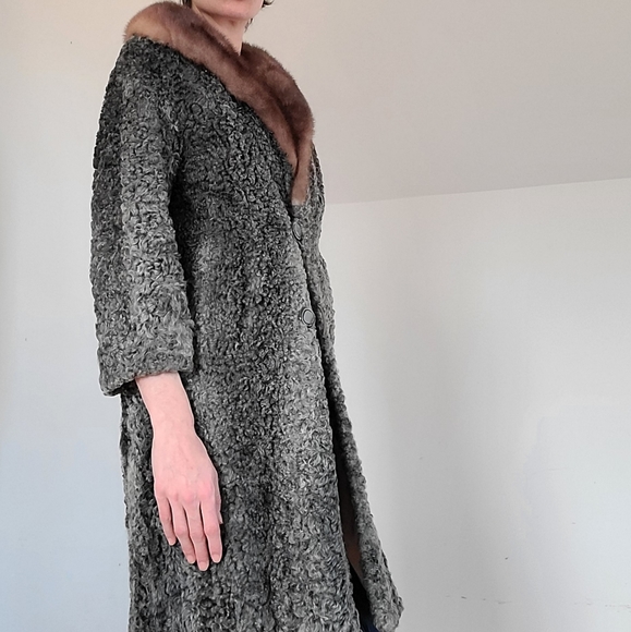 VINTAGE - Persian sheeps wool coat - Picture 2 of 11